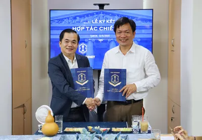LỄ KÝ KẾT HỢP TÁC GIỮA CÔNG TY CỔ PHẦN  KING ATTORNEY VỚI ÔNG VÕ THANH VIỆT - GIÁM ĐỐC CÔNG TY TNHH MỘT THÀNH VIÊN KIẾN NÔNG XANH