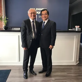 Ảnh TS. LS  Larry C. Liou