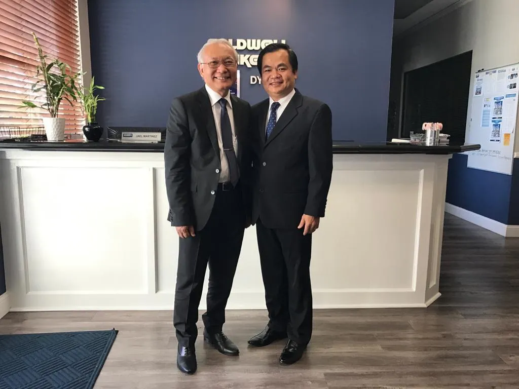 Ảnh TS. LS  Larry C. Liou