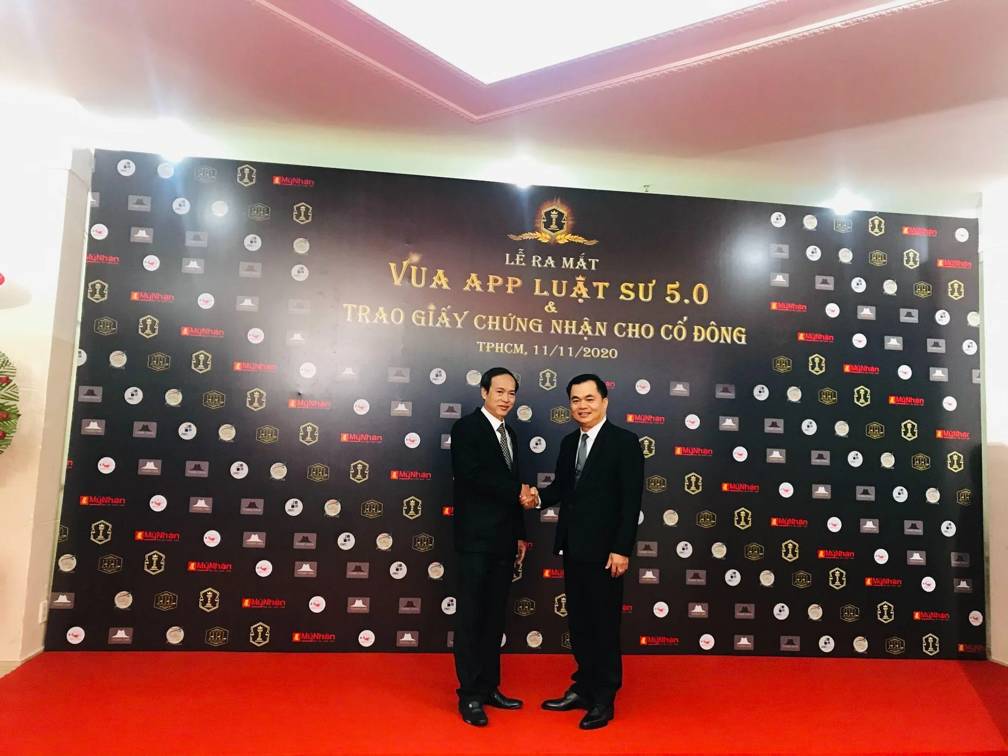 Ảnh Bác sĩ Huỳnh Hữu Huy