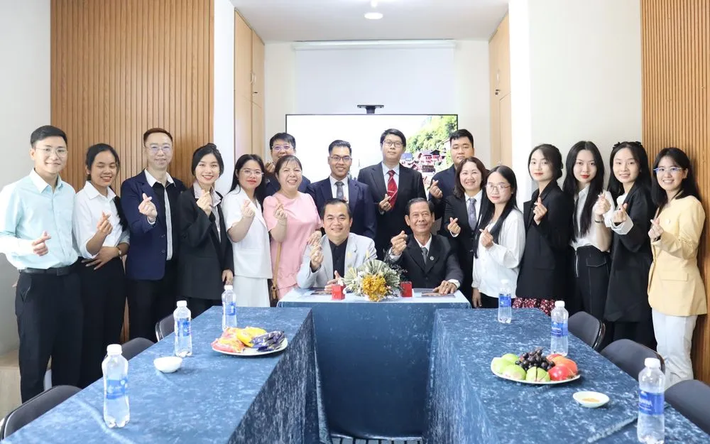 Sự Kiện Đánh Dấu Bước Tiến Mới: Công ty CP King Attorney và Công Ty Luật Hợp Danh Trần Cao Ký Kết Hợp Tác Chiến Lược Toàn Diện